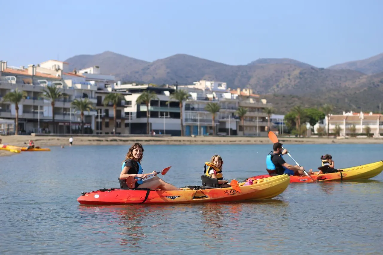 Hostel Alberg Costa Brava Llança